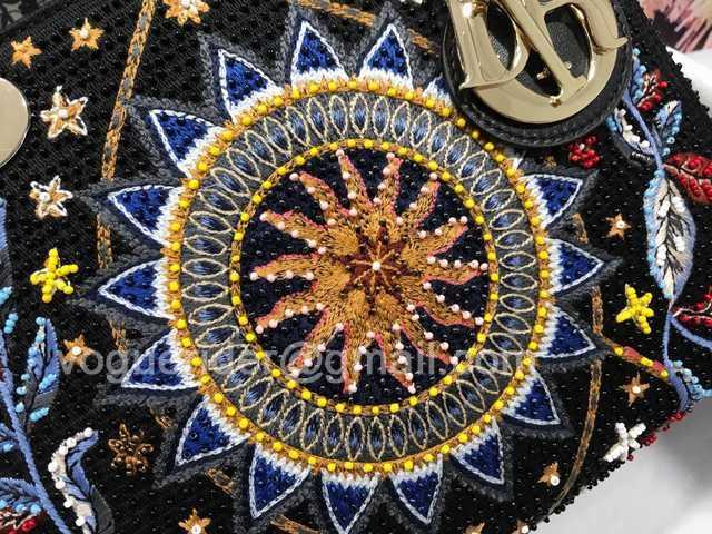 M0565 Embroidery 24