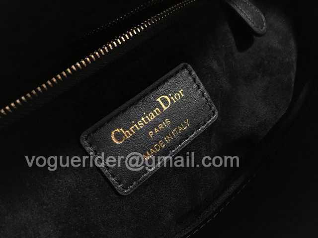 M0565 Embroidery 24 M0565 Embroidery 24