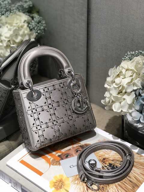 770150 Velvet Mini 17