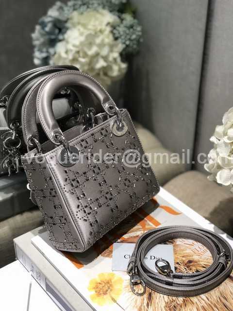 770150 Velvet Mini 17 770150 Velvet Mini 17