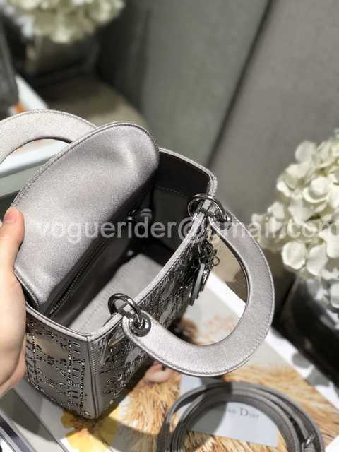 770150 Velvet Mini 17 770150 Velvet Mini 17