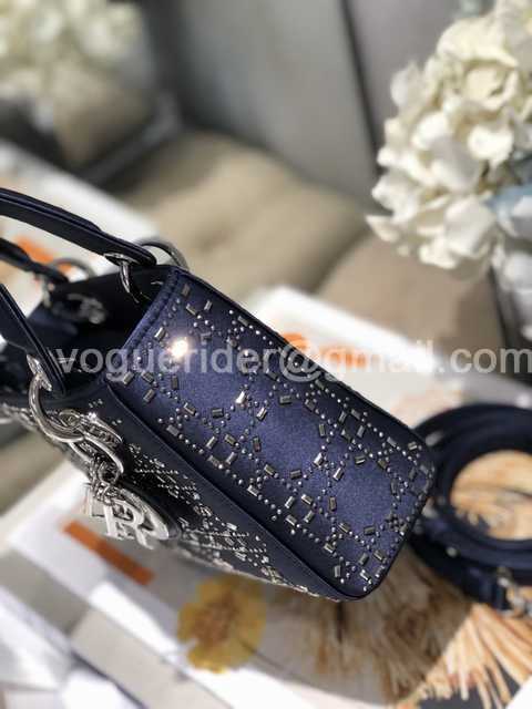 770150 Velvet Mini 17