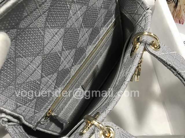 M0565 Fabric 24 M0565 Fabric 24