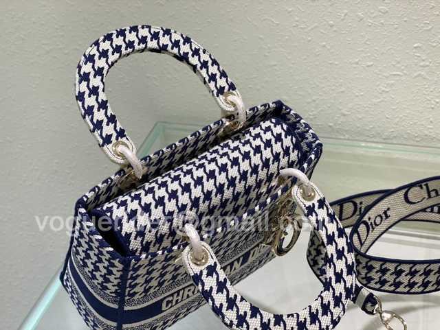 24 Tie & Dior 24 Tie & Dior