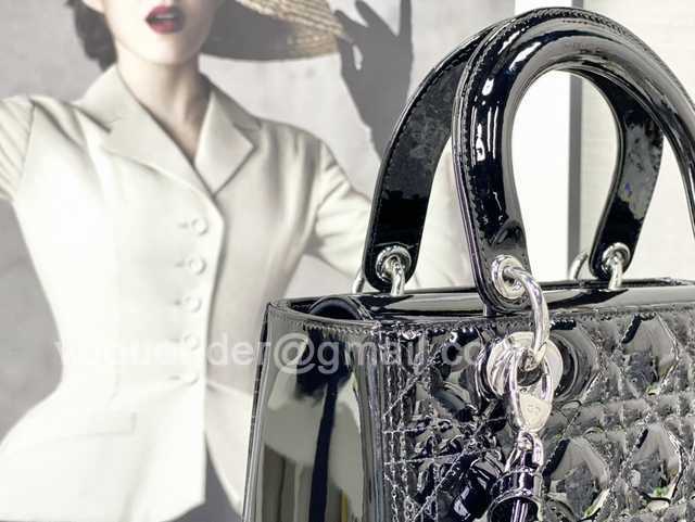 5L Patent leather 24