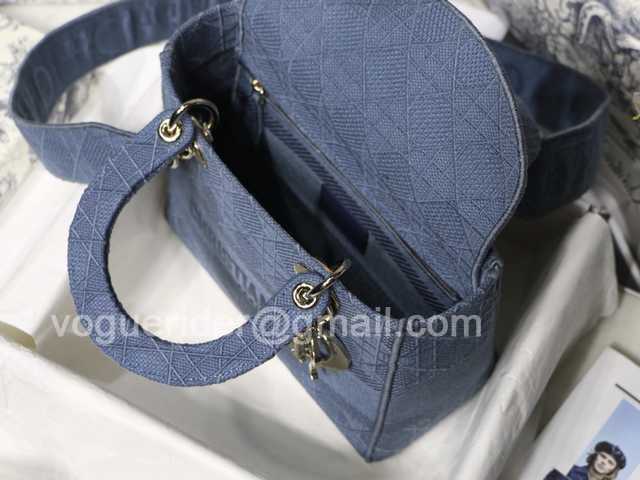 M0565 Fabric 24 M0565 Fabric 24