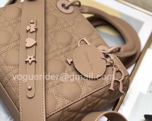 4L My ABC Ultra-matte 20