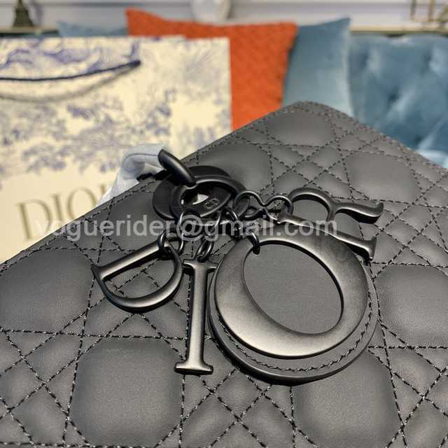 7L Ultra-Matte 32 7L Ultra-Matte 32