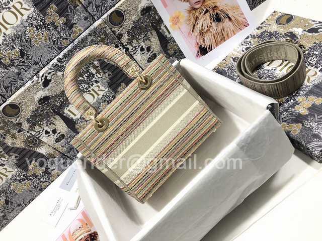 M0565 Embroidery 24 M0565 Embroidery 24