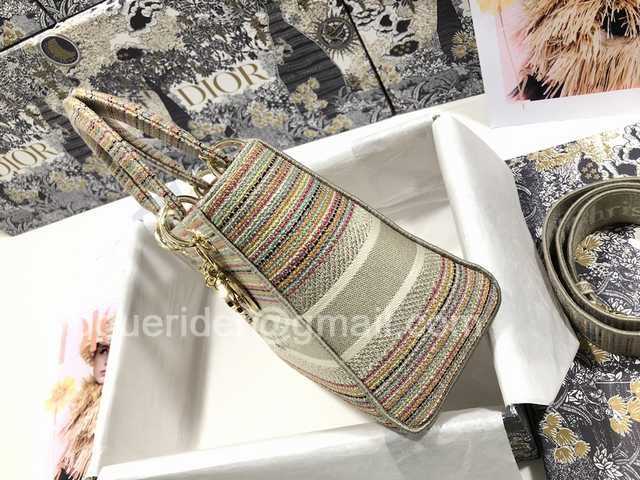 M0565 Embroidery 24 M0565 Embroidery 24