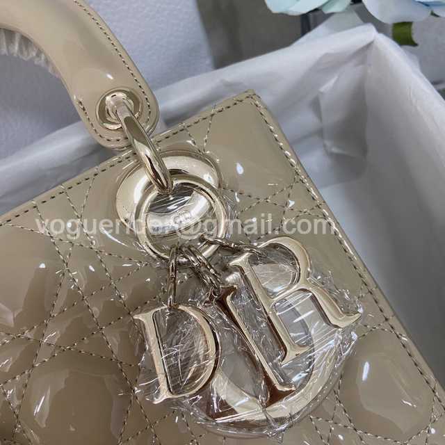 2241A 4L My ABC 20 Patent Leather 2241A 4L My ABC 20 Patent Leather