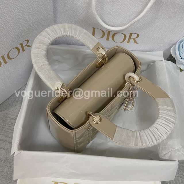 2241A 4L My ABC 20 Patent Leather 2241A 4L My ABC 20 Patent Leather