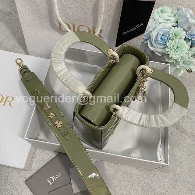 2241A 4L My ABC 20 Patent Leather