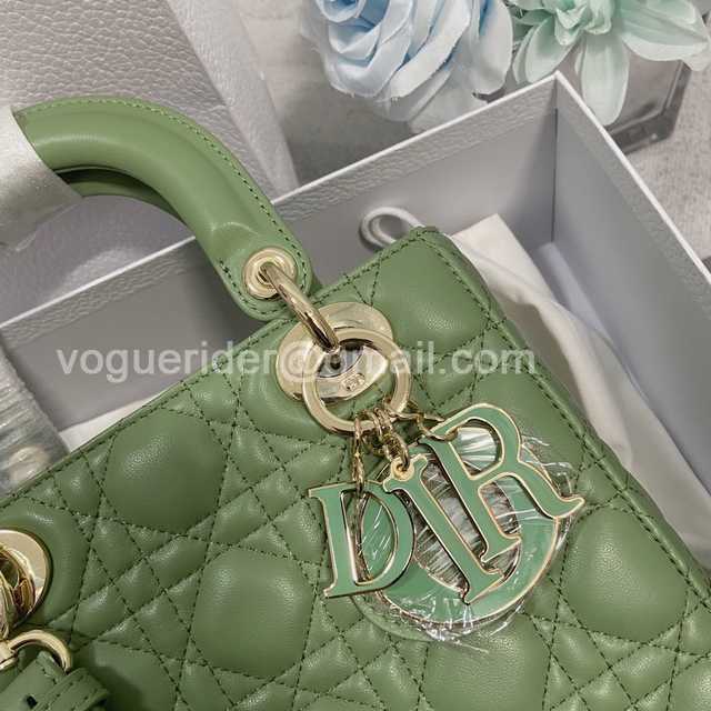 2241 4L My ABC Enamel 20