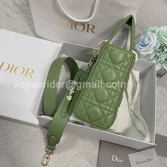 2241 4L My ABC Enamel 20