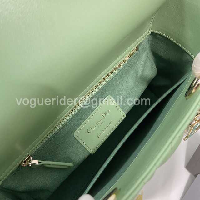 2241 4L My ABC Enamel 20