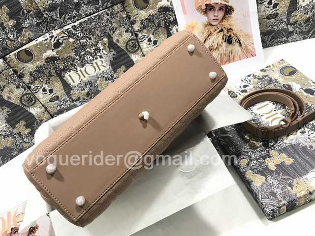 M0566 7L Ultra matte 32 M0566 7L Ultra matte 32