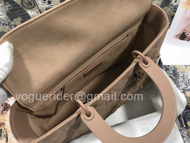 M0566 7L Ultra matte 32 M0566 7L Ultra matte 32