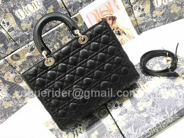 M0566 7L Lambskin 32