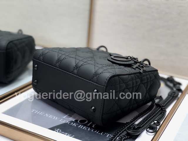 2223 3L Ultra Matte 17 2223 3L Ultra Matte 17