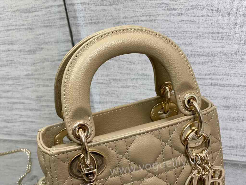 3L 6603 17 Caviar 3L 6603 17 Caviar