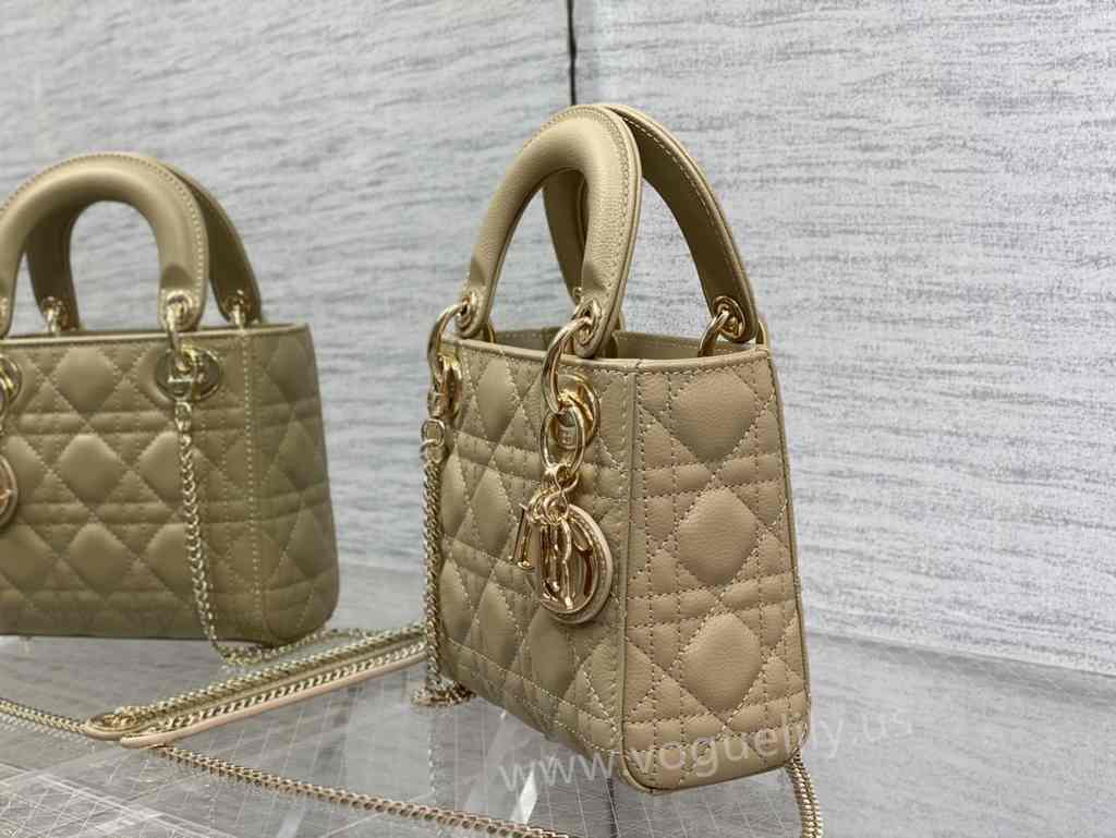 3L 6603 17 Caviar 3L 6603 17 Caviar
