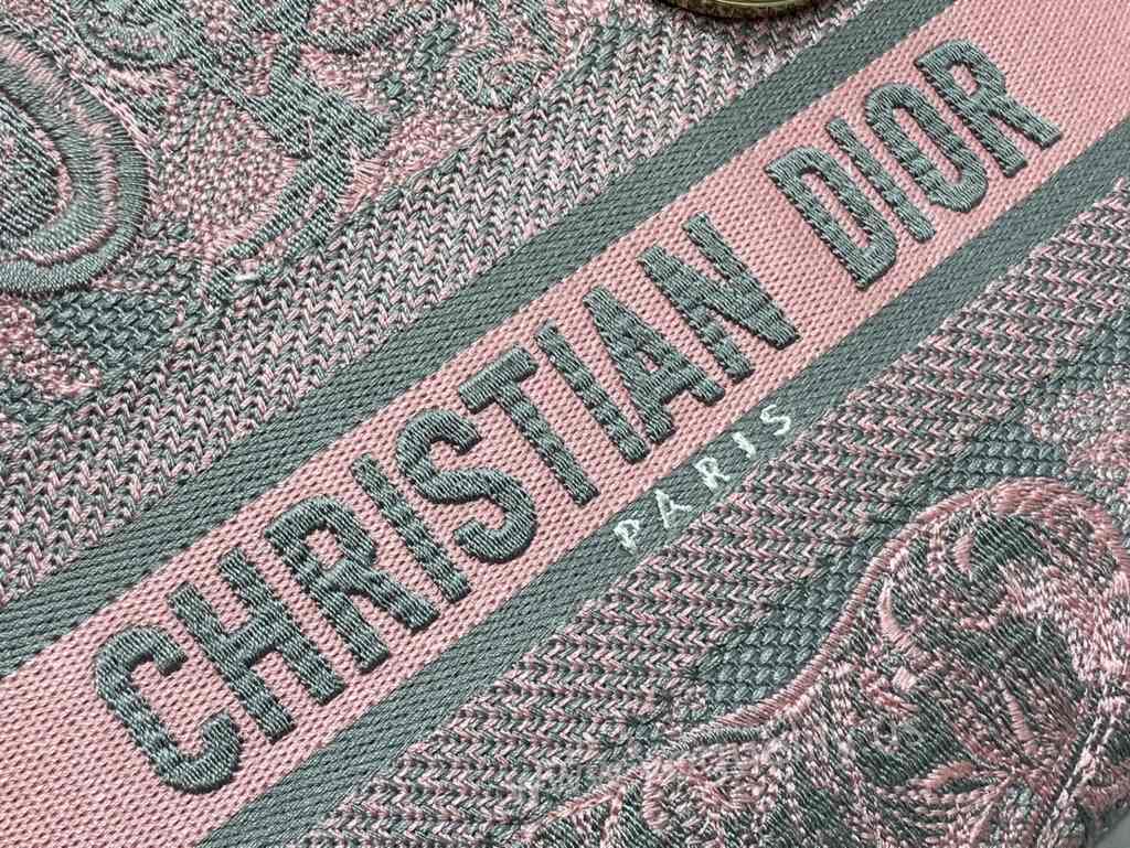 5L 6605 24 Embroidery 5L 6605 24 Embroidery