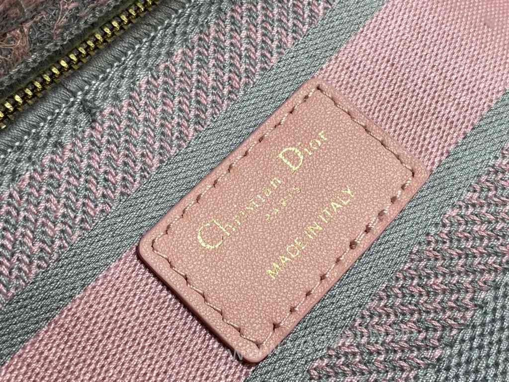 5L 6605 24 Embroidery 5L 6605 24 Embroidery