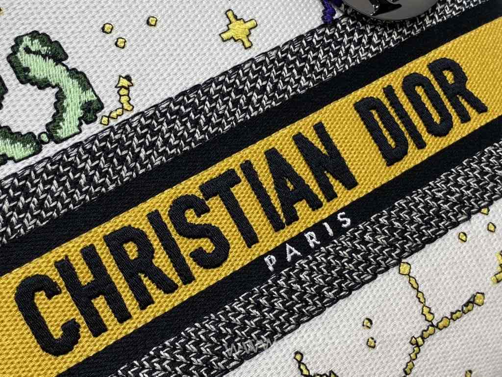 5L 6605 24 Embroidery 5L 6605 24 Embroidery