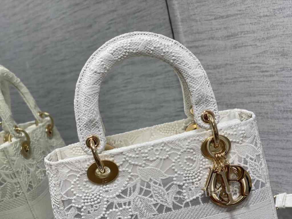 5L 6605 24 Embroidery 5L 6605 24 Embroidery