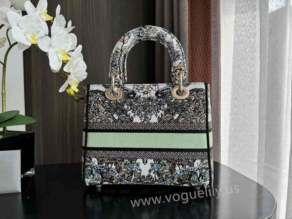 5L 6605 24 Embroidery 5L 6605 24 Embroidery