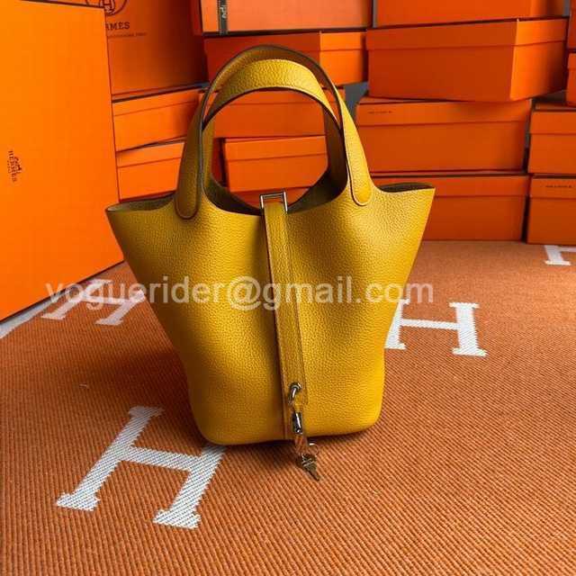 Picotin Lock Togo 22 Picotin Lock Togo 22