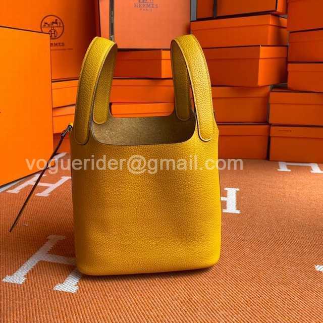 Picotin Lock Togo 22 Picotin Lock Togo 22