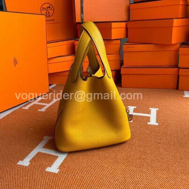 Picotin Lock Togo 22 Picotin Lock Togo 22