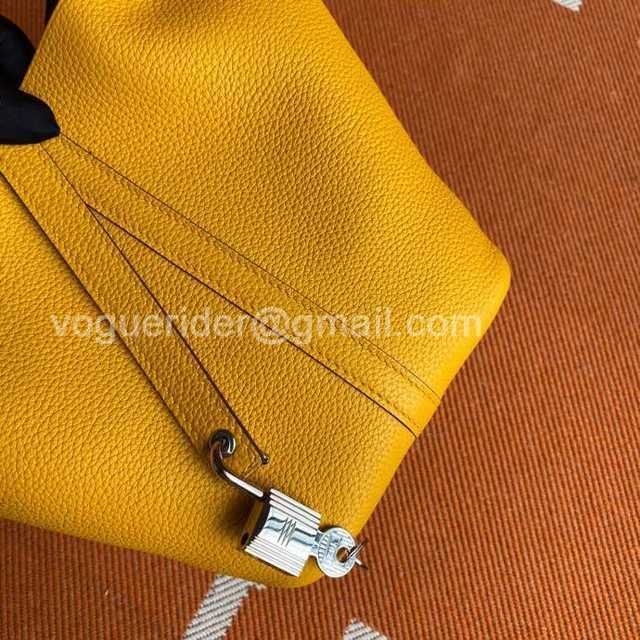 Picotin Lock Togo 22 Picotin Lock Togo 22