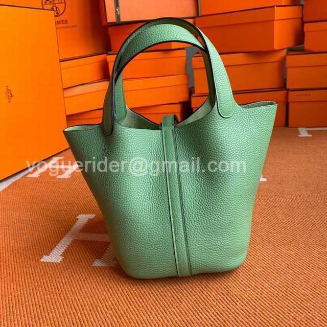 Picotin Lock Togo 22 Picotin Lock Togo 22