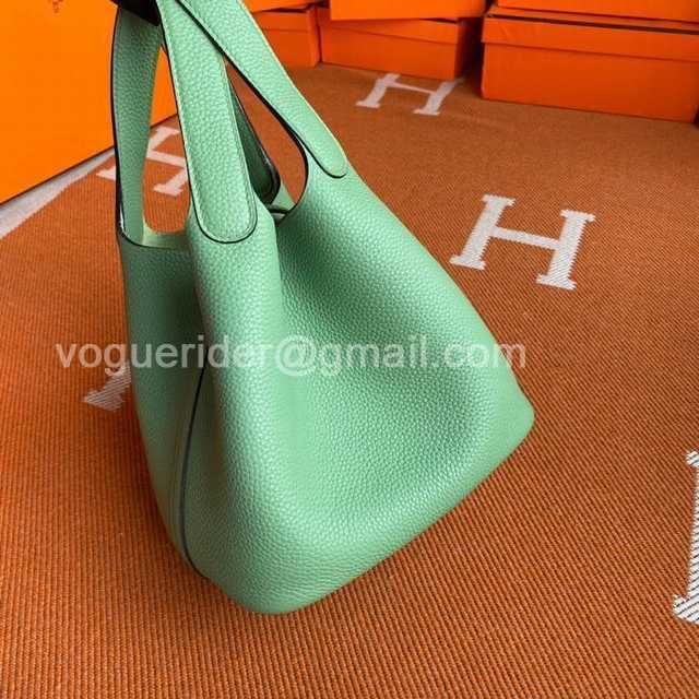 Picotin Lock Togo 22 Picotin Lock Togo 22