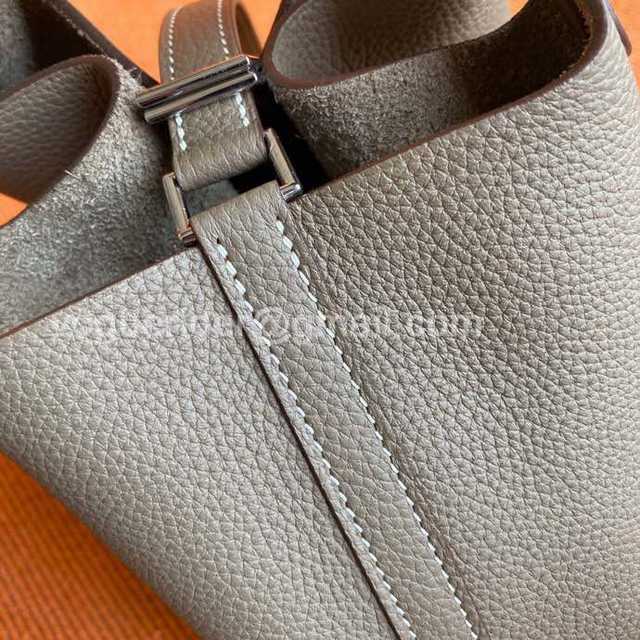 Picotin Lock Togo 22