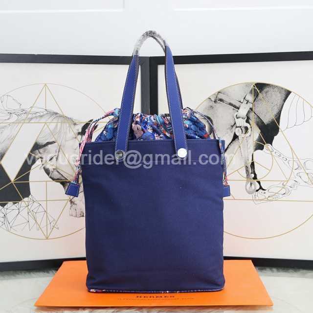 Bucket Bag 29 Bucket Bag 29