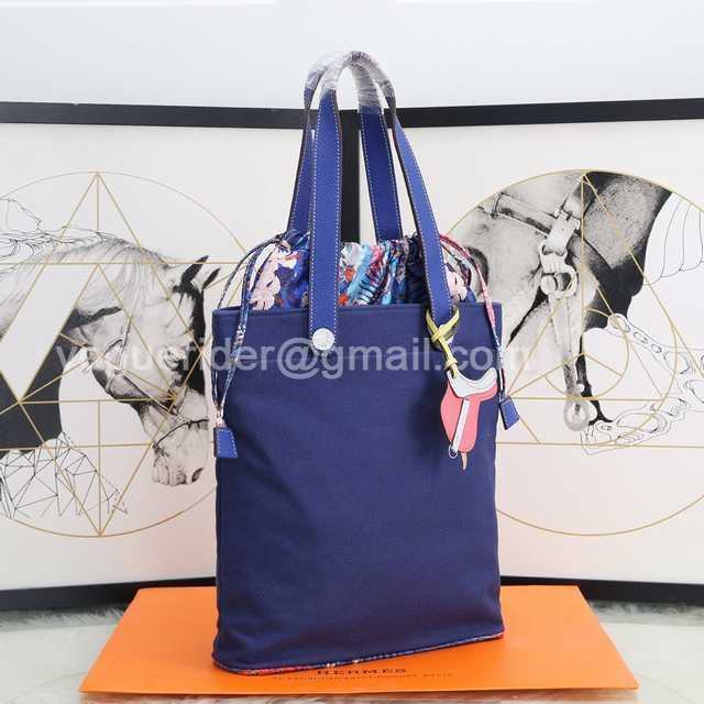 Bucket Bag 29 Bucket Bag 29