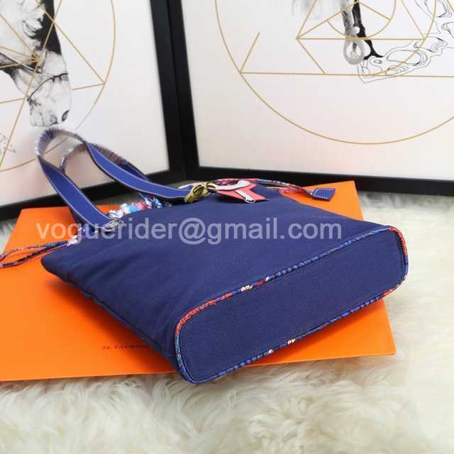 Bucket Bag 29 Bucket Bag 29