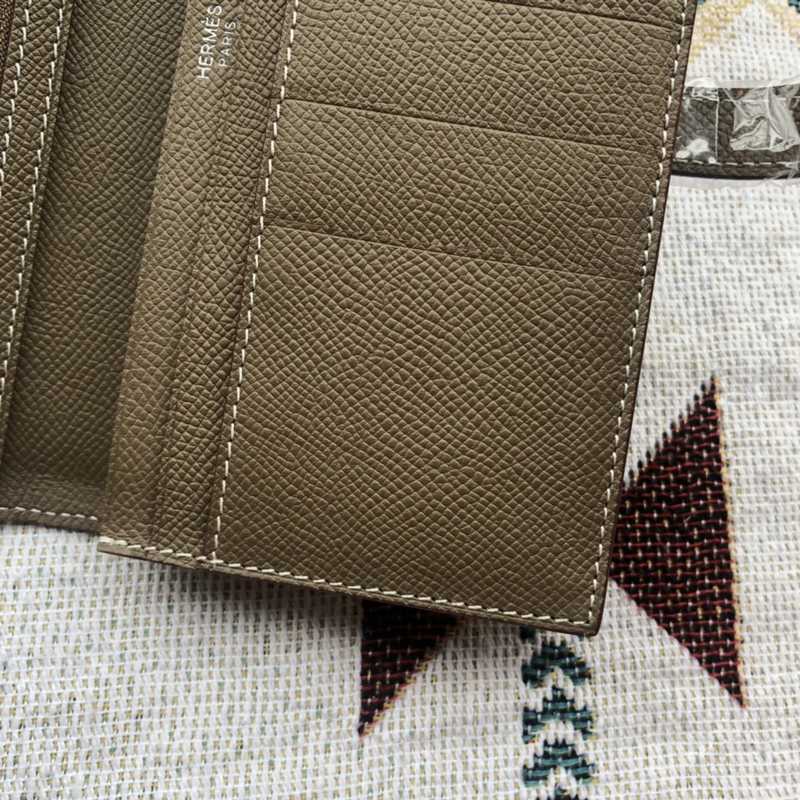 Bearn H Epsom Wallet 17