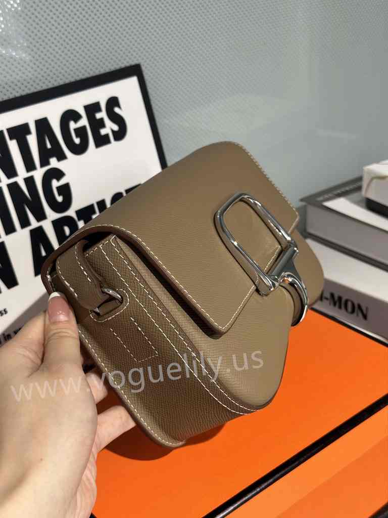 Della Cavalleria Epsom 23 Della Cavalleria Epsom 23