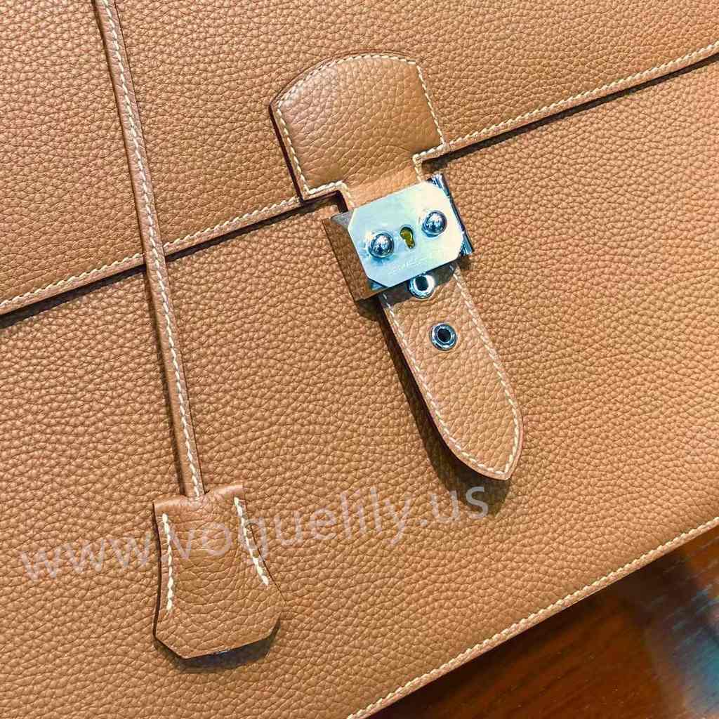 Sac a Depeches Togo 38 code:Gold 37