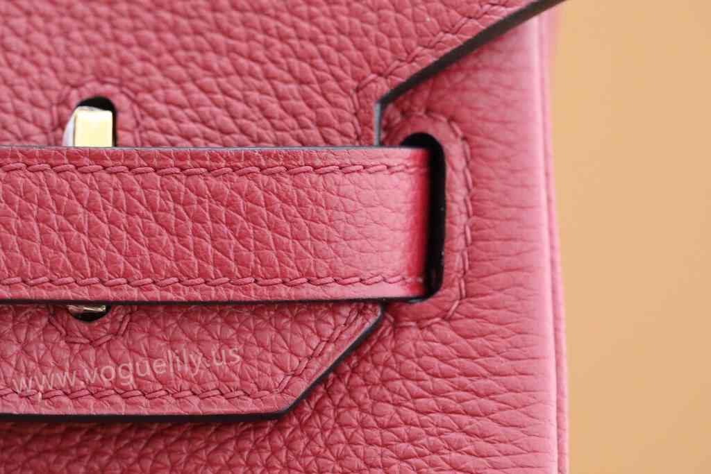 Togo 30 code:rouge grenade K1