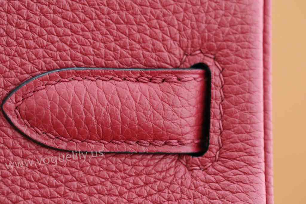 Togo 30 code:rouge grenade K1