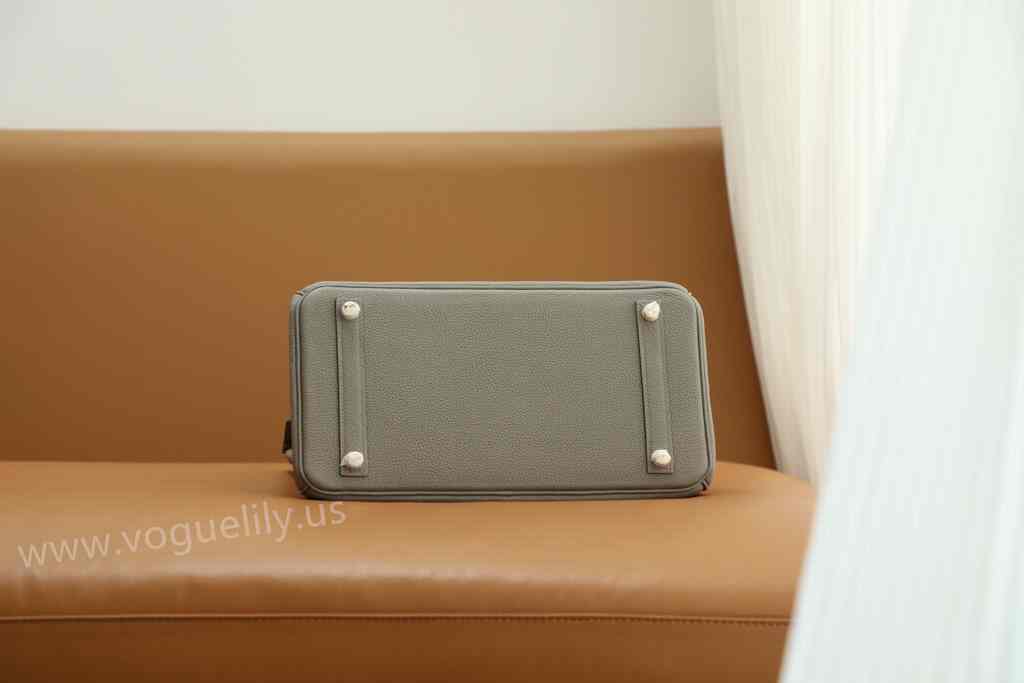 Togo 30 code:gris asphalte m8