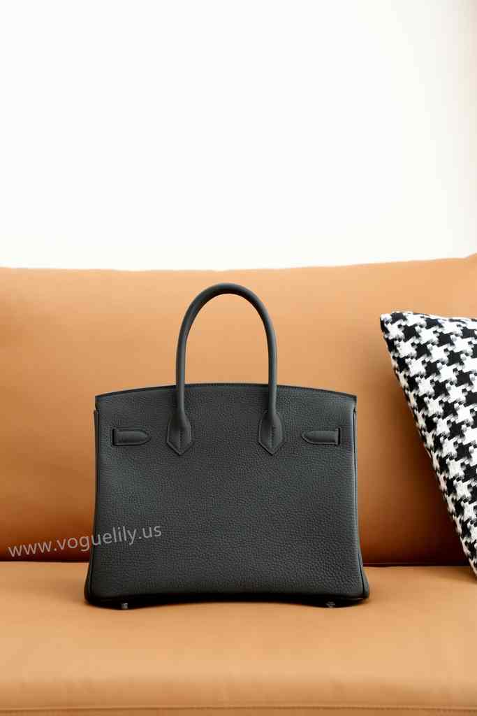 Togo 30 code:noir 89 Togo 30 code:noir 89