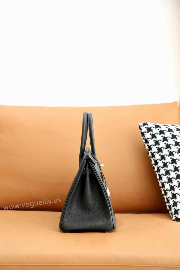 Togo 30 code:noir 89 Togo 30 code:noir 89