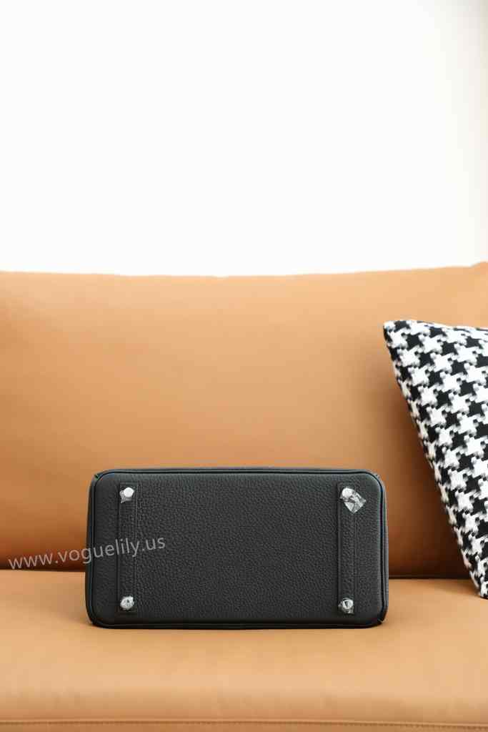 Togo 30 code:noir 89 Togo 30 code:noir 89